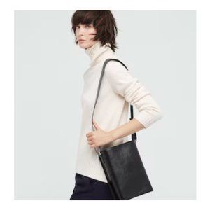 +J Leather Shoulder Bag Rare